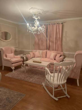 Luxury cozy apartment in Al Rehab City